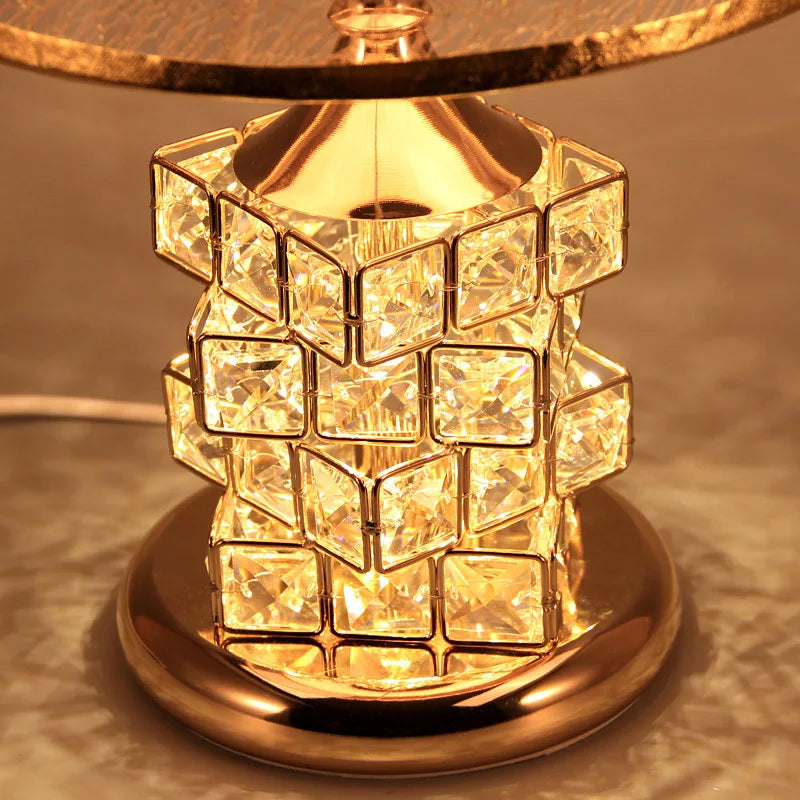lampe de table en cristal moderne pour décoration intérieure élégante - vue 5 sur 10