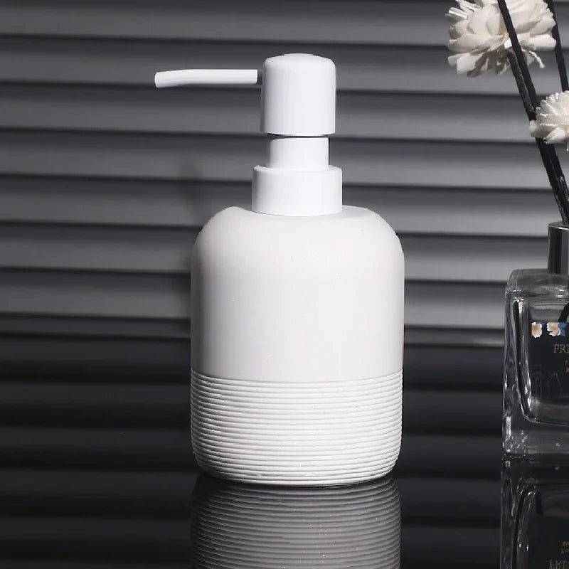 bouteille d'émulsion en grès pour salle de bain luxe - vue 5 sur 11