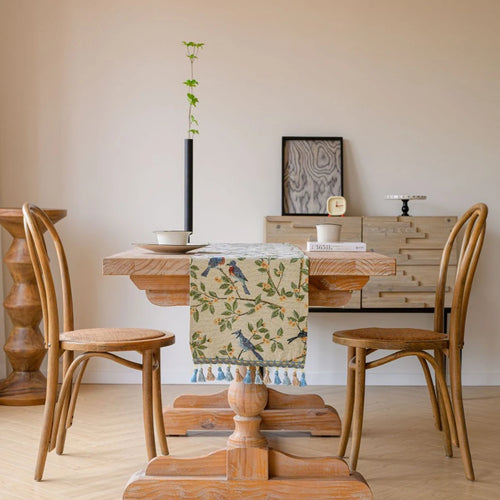 Chemin de table jacquard animal style nordique pompons