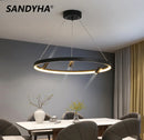 Einfacher und moderner LED-Kronleuchter mit schwarzem Ring als Pendelleuchte