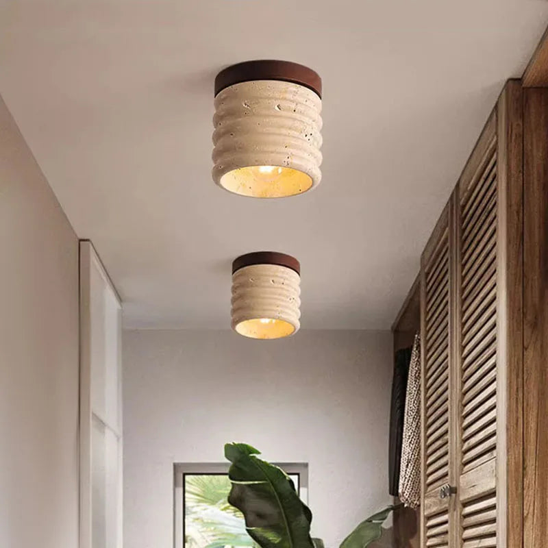 plafonnier en travertin wabi sabi pour hôtel restaurant - vue 4 sur 7
