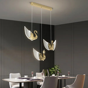 Moderner Kronleuchter goldener Schwan kreatives Design für dekorative Beleuchtung