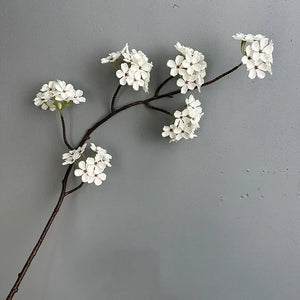 fleurs artificielles en soie pour décoration douce et élégante