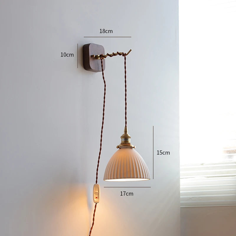 Moderne Wandleuchte aus Nussbaum für Schlafzimmer und Wohnzimmer - vue 16 sur 23