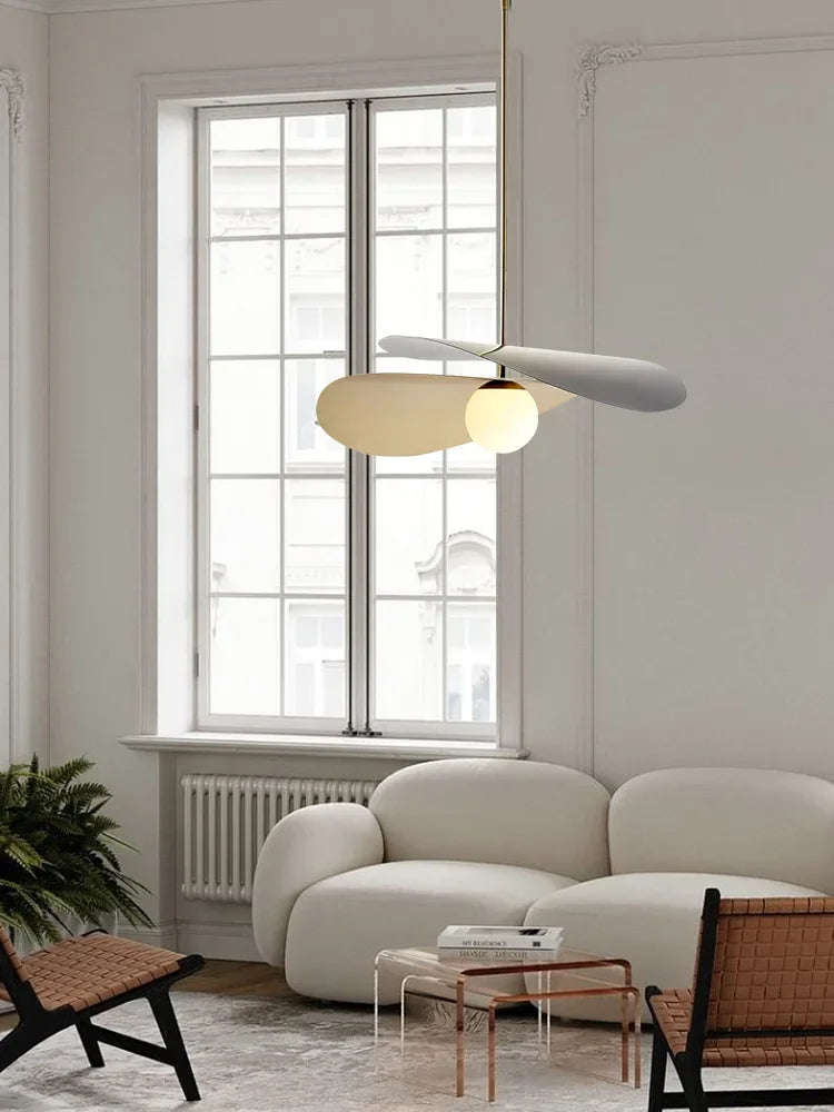 Moderne Pendelleuchte aus Metall und Glas mit künstlerischem Design - vue 4 sur 7
