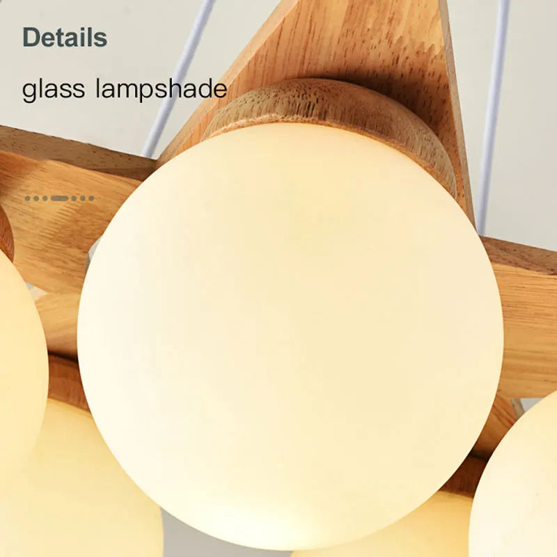 Nordischer Kronleuchter aus Holz mit milchweißer Glaskugel - vue 5 sur 8
