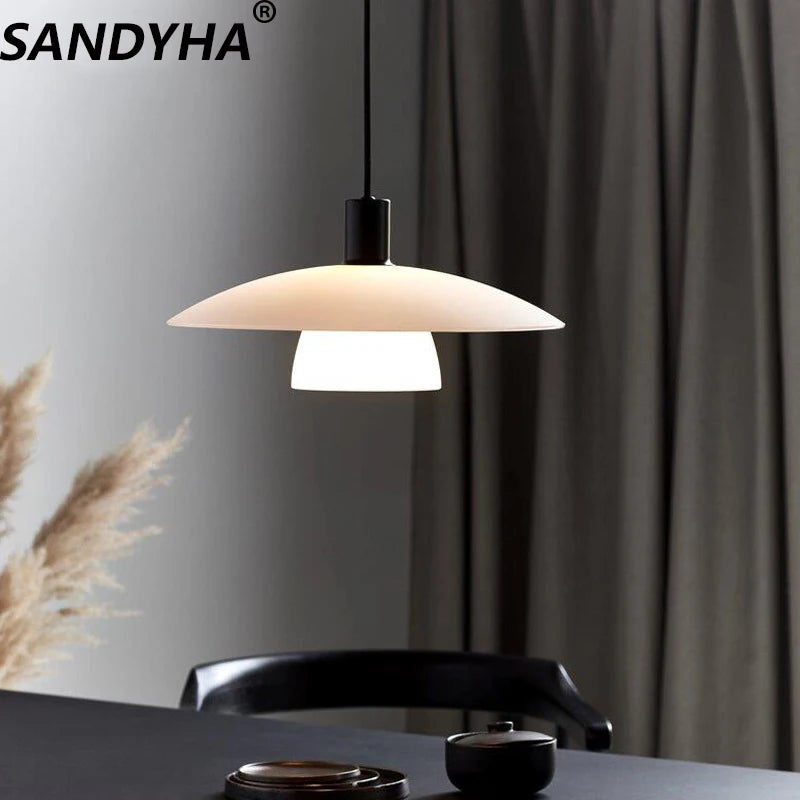 lustre design danois en verre pour un éclairage moderne - vue 3 sur 8