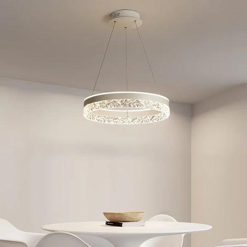 plafonnier led suspendu design minimaliste avec anneaux en cristal