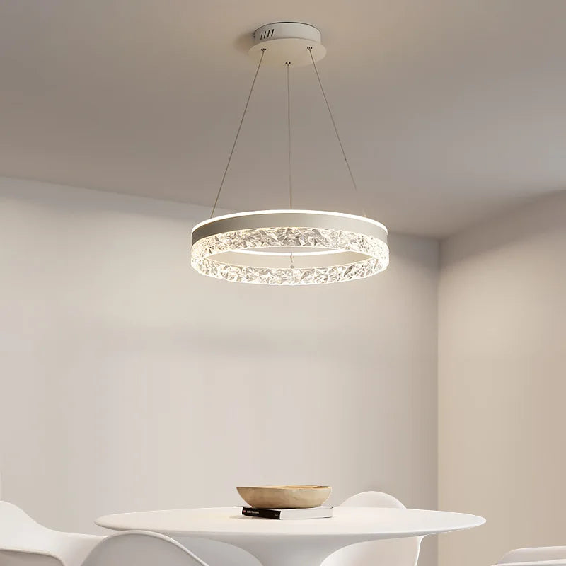 plafonnier led suspendu design minimaliste avec anneaux en cristal - vue 2 sur 9