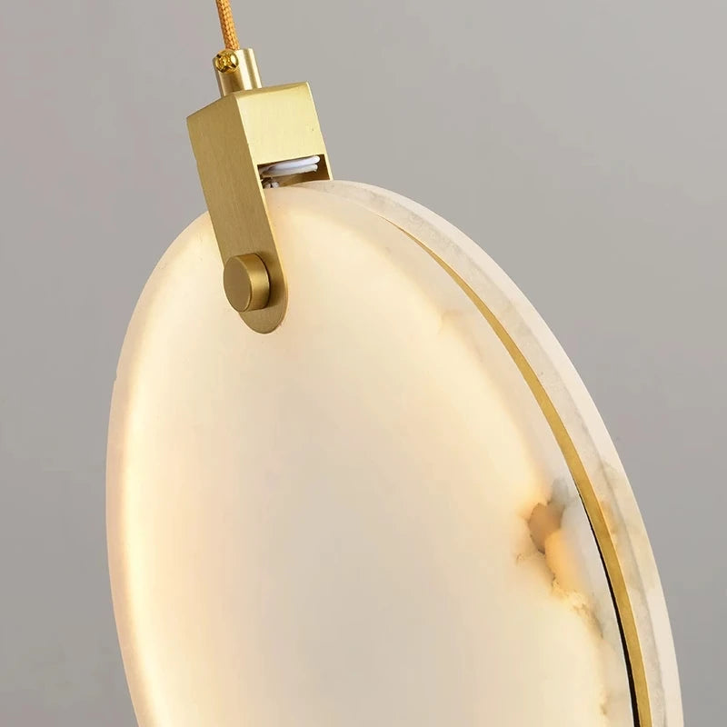 lustre léger en cuivre et marbre naturel pour décoration élégante - vue 6 sur 7