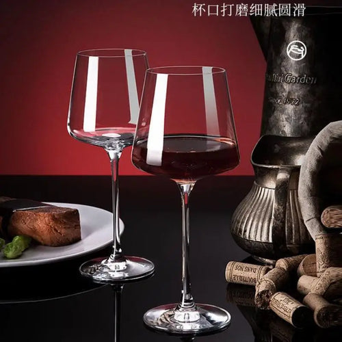 Verre a vin rouge cristal style nordique artisanal