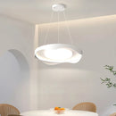 Moderne Pendelleuchte im nordischen Rundholz-Stil mit Augenschutz