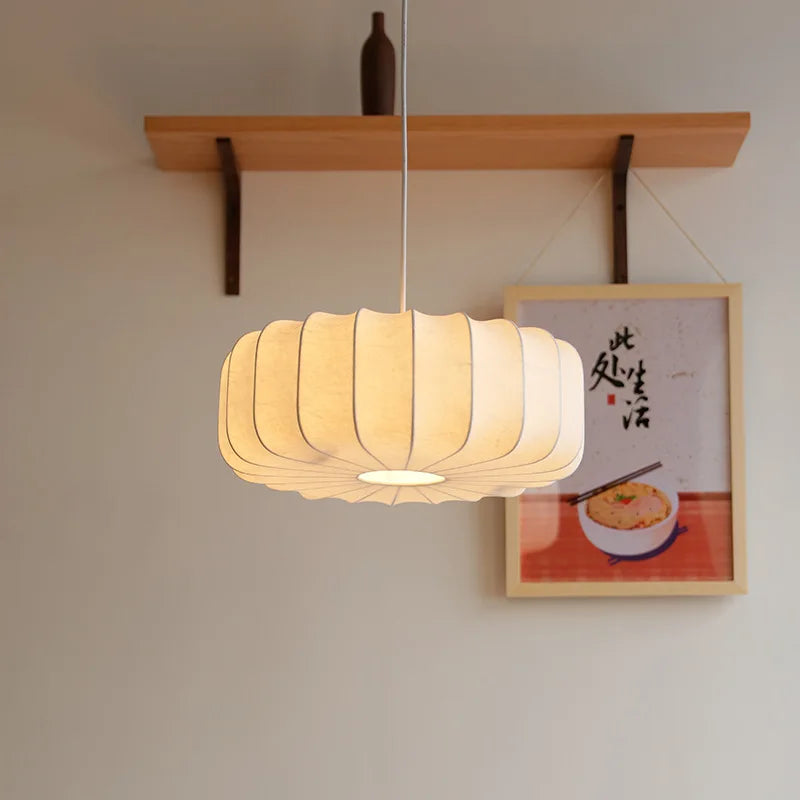 Suspension en soie classique et originale - vue 5 sur 12