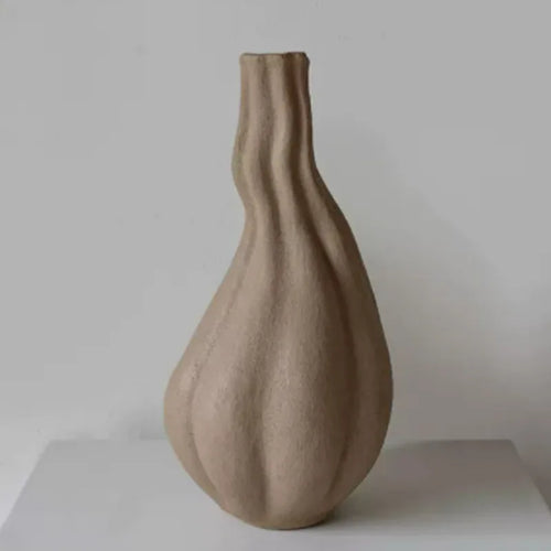 vase en céramique fait main pour décoration florale artisanale