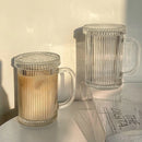Tasse verre minimaliste avec couvercle et anse