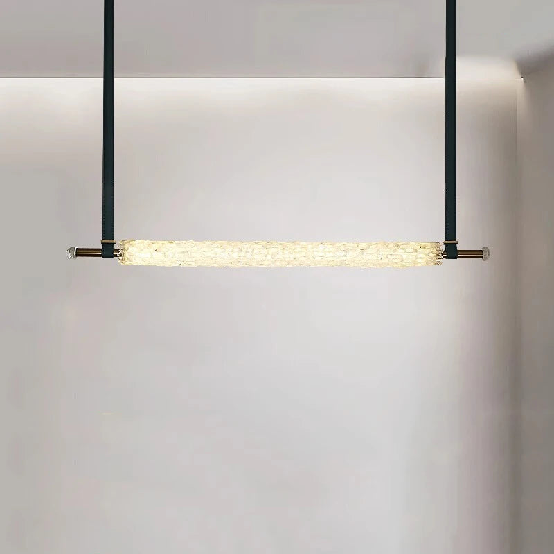 suspension design en cristal naturel avec ceinture en cuir - vue 4 sur 11