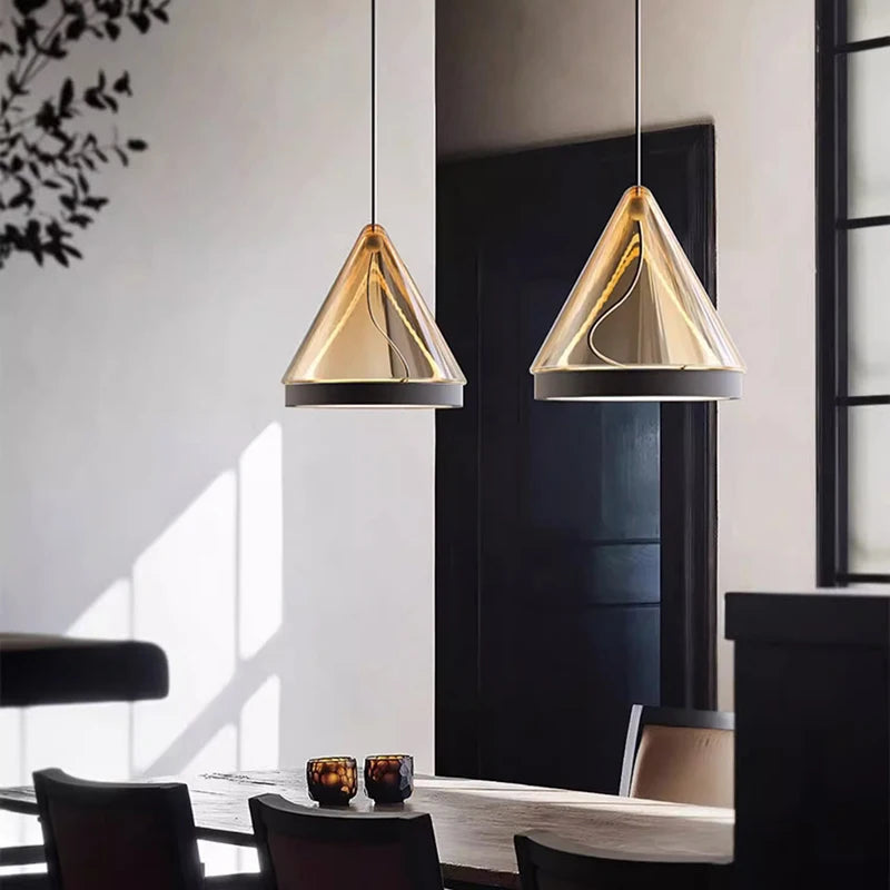 Suspension design moderne conique pour éclairage intérieur - vue 6 sur 14