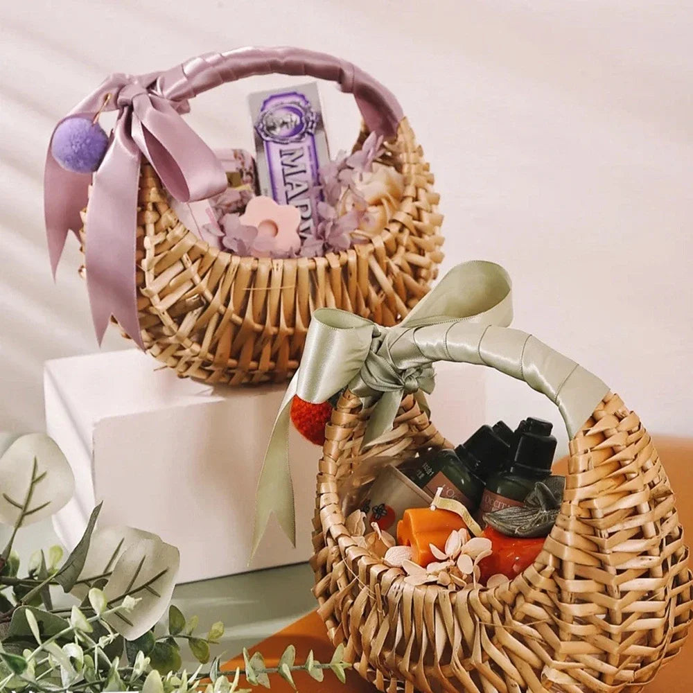 panier en rotin tissé pour rangement et décoration intérieure - vue 7 sur 8