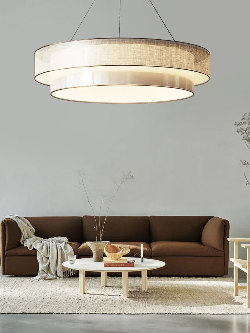 Moderner runder Kronleuchter aus Stoff für ein elegantes Interieur - vue 6 sur 8