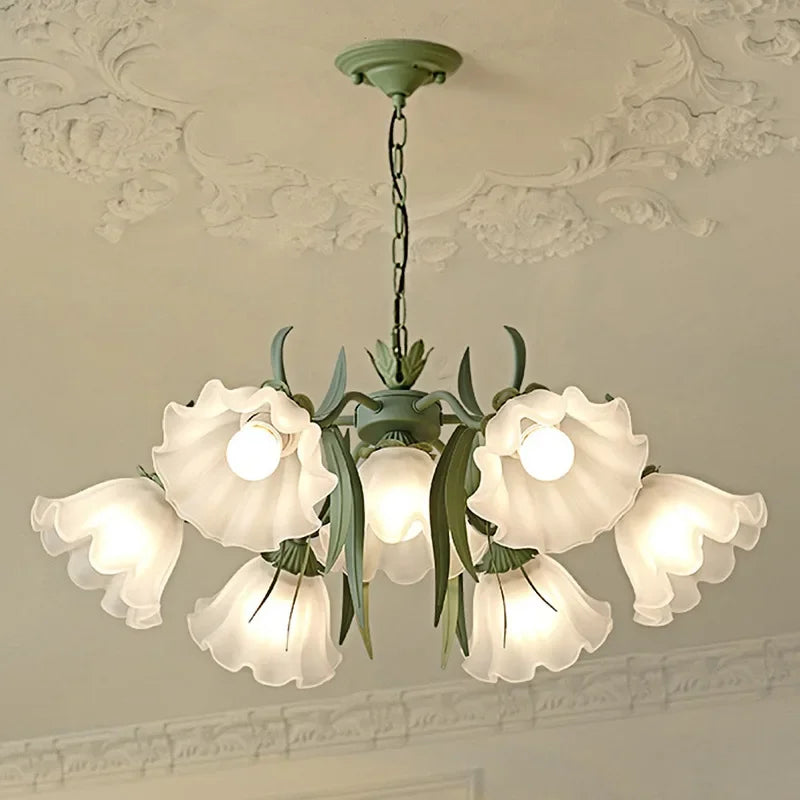 lustre à la française en verre avec fleurs style muguet - vue 4 sur 10