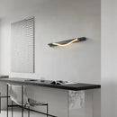Moderne minimalistische Wandleuchte aus Edelstahl mit elegantem Design