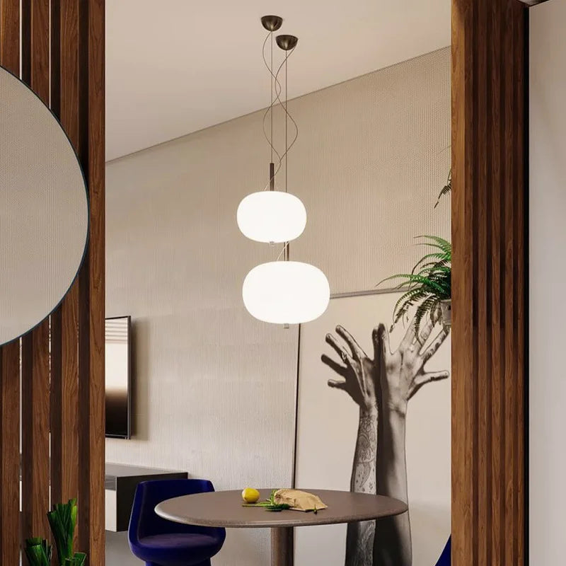 Design-Pendelleuchte aus Glas für ein modernes und elegantes Interieur - vue 5 sur 12