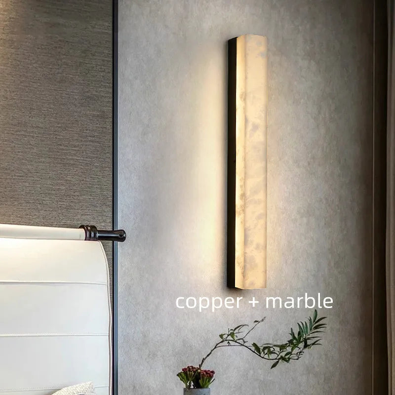 Applique murale en marbre et cuivre - vue 3 sur 6