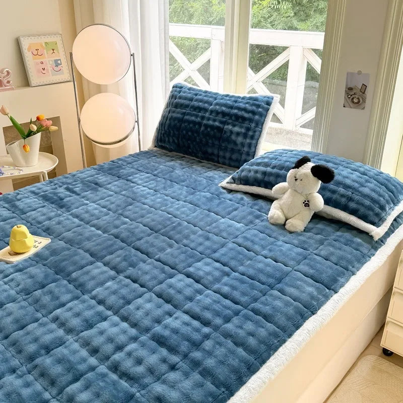 surmatelas chaud en velours pour lit double antidérapant et pliable - vue 11 sur 12