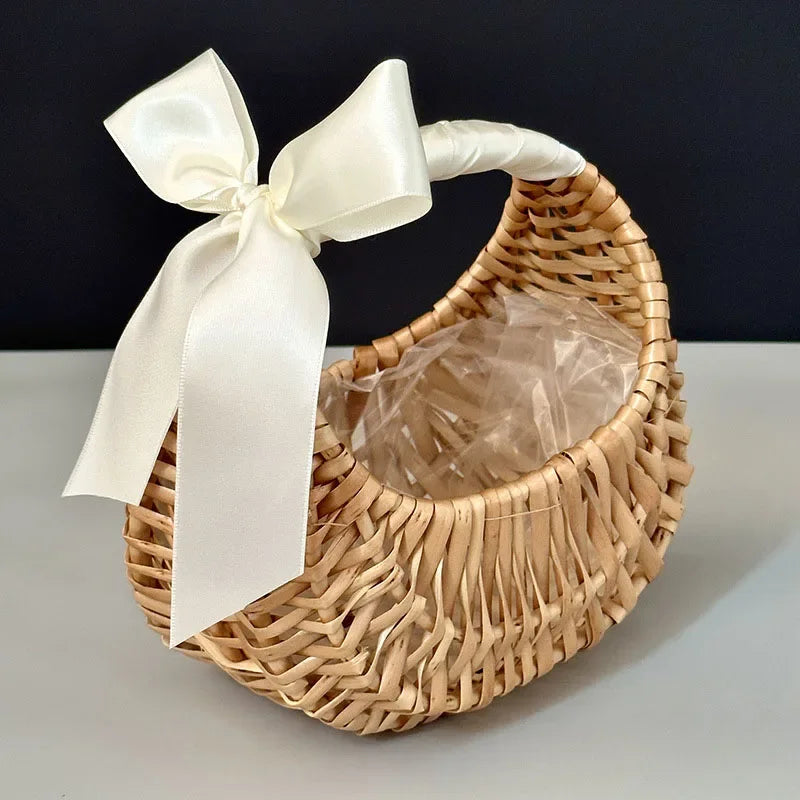 panier en rotin tissé pour rangement et décoration intérieure - vue 8 sur 8
