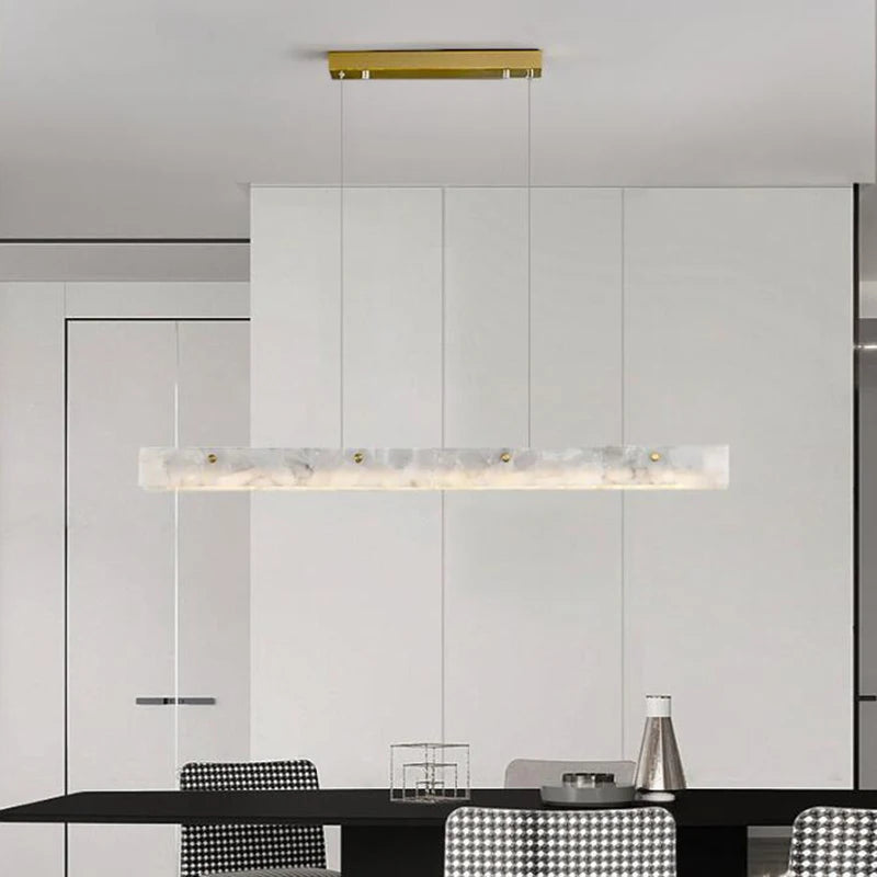 Lustre minimaliste pour salle à manger