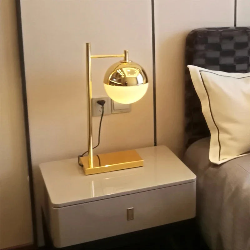 lampe de table moderne en fer doré luminaire décoratif d'intérieur - vue 3 sur 6