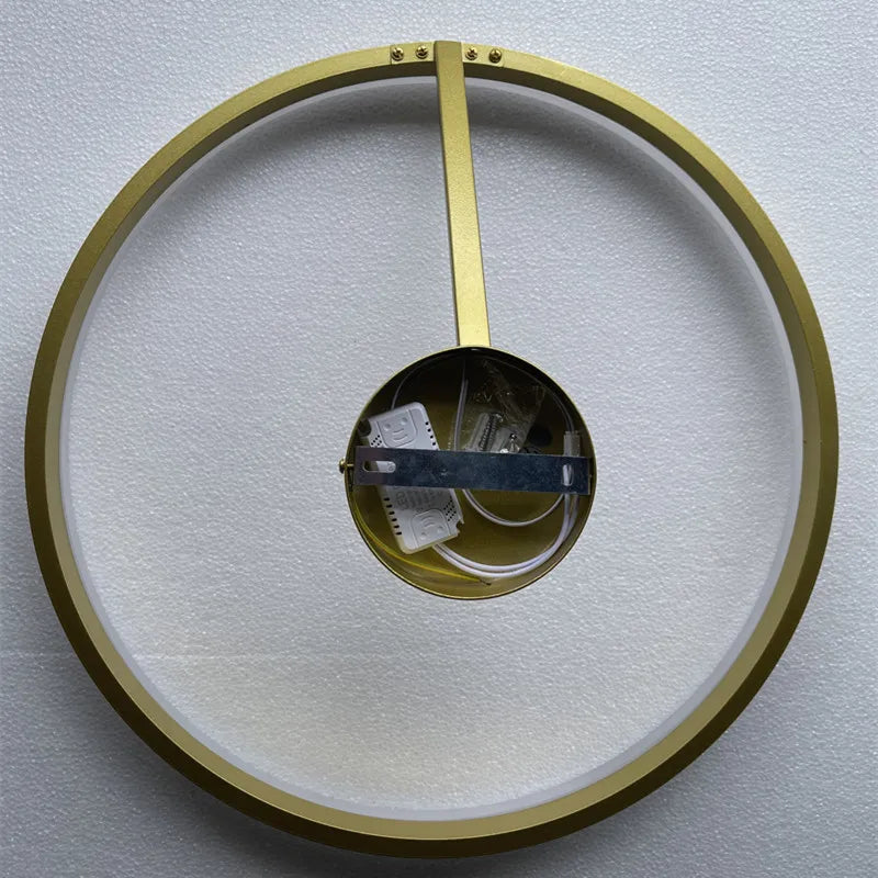 Nordischer LED-Kronleuchter mit verstellbarem Ring