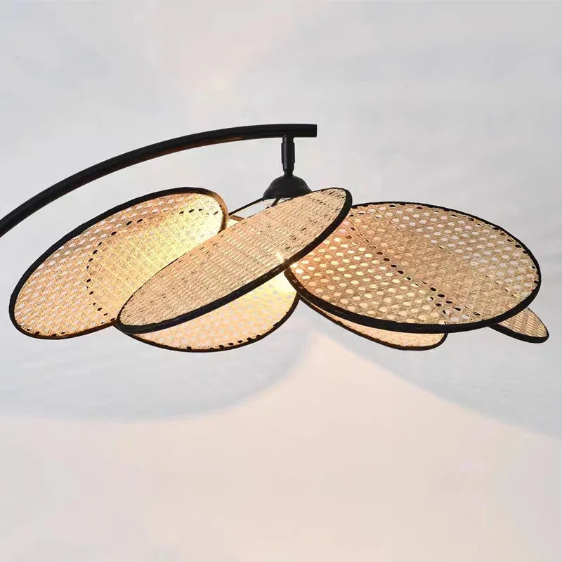 lampadaire en rotin pour ampoule standard