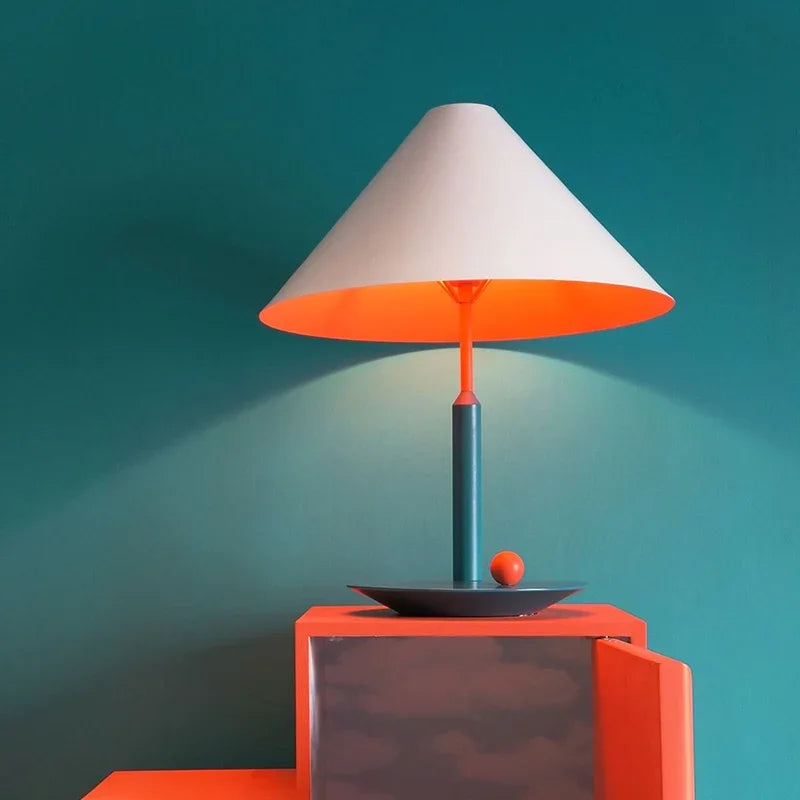 lampe à poser scandinave en métal avec ampoule led - vue 6 sur 8