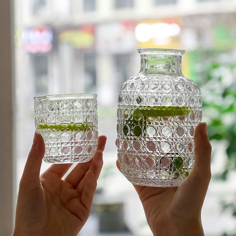 Carafe de chevet et verre style vintage relief