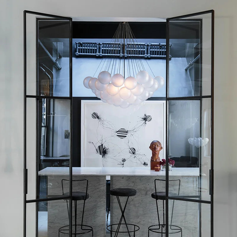 lustre moderne en verre bulles blanches pour décoration maison - vue 7 sur 10
