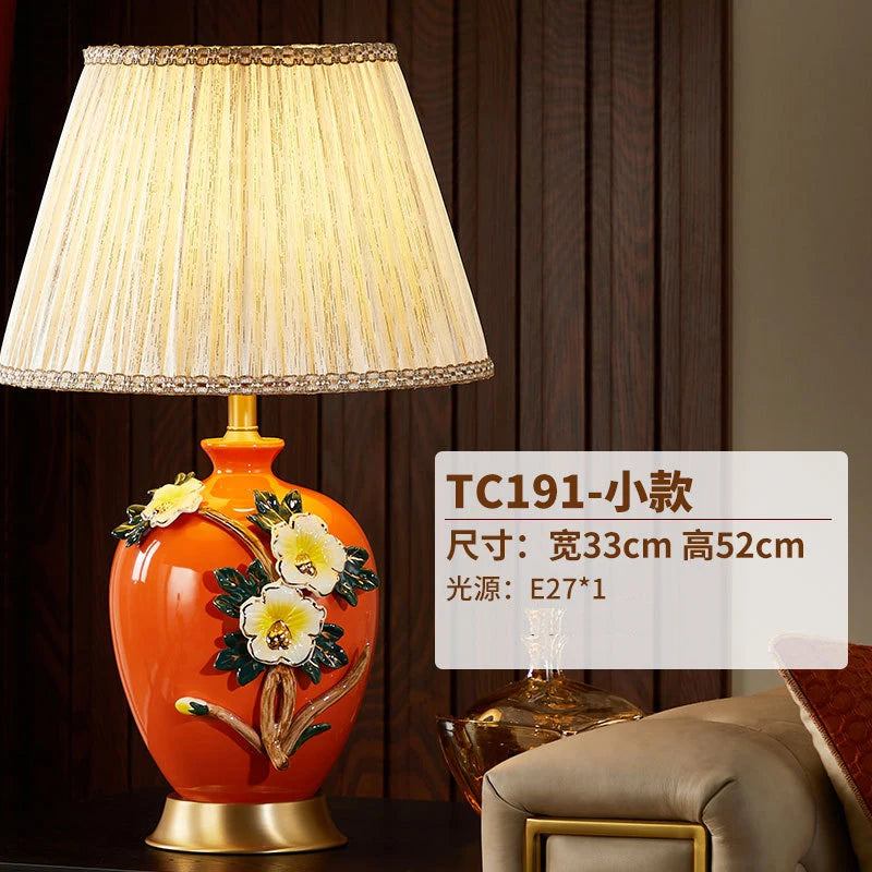 lampe à poser en céramique colorée pour décoration intérieure