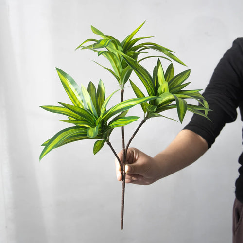 plante tropicale artificielle à trois têtes en pot décoratif - vue 9 sur 8