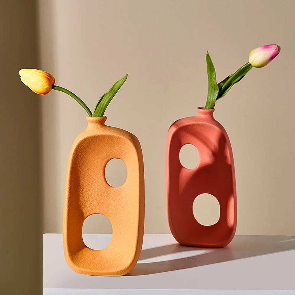 vase moderne en céramique pour décoration intérieure et extérieure - vue 2 sur 13