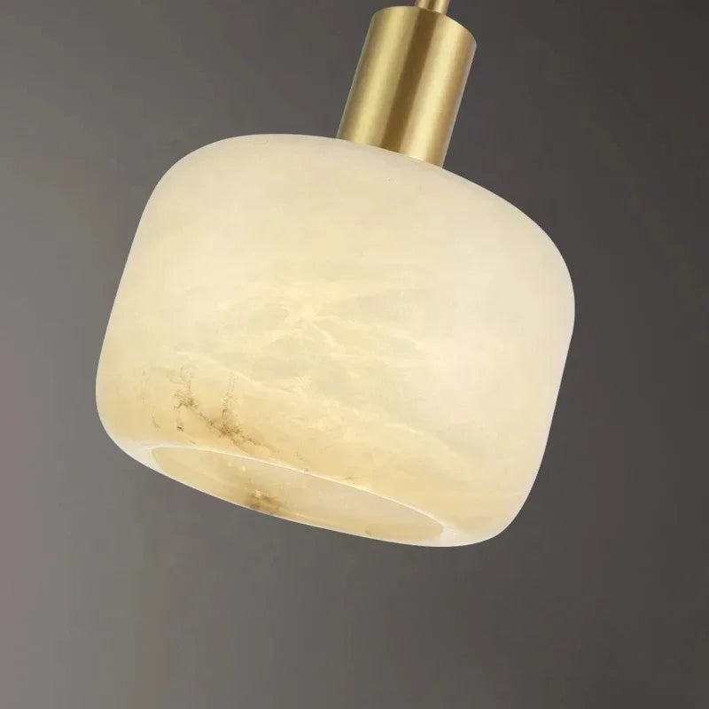 lustre moderne en marbre et cuivre design nordique élégant - vue 6 sur 7