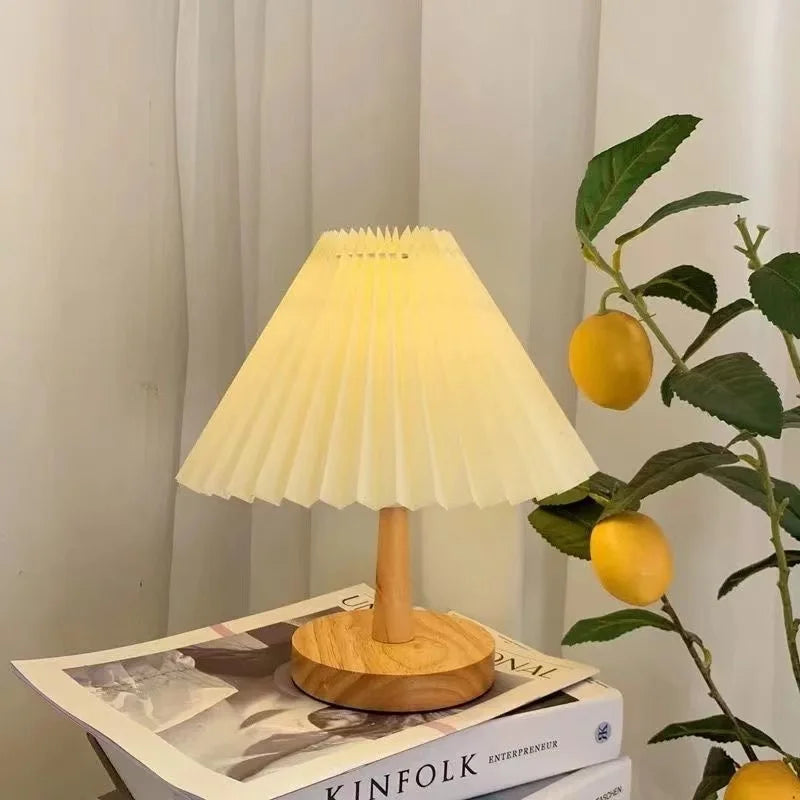 Lampe de Table plissée LED nordique moderne Ins - vue 2 sur 10