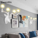 Moderne Wandleuchte aus Harz mit Hirschgeweih und LED