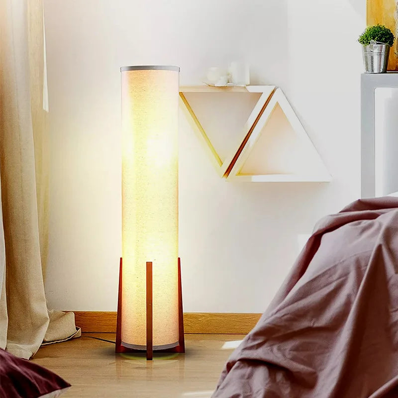 Nordique moderne Zen lampadaires support en bois massif Uminaires salon chambre chevet télécommande lumières sur pied décor à la maison - vue 5 sur 8