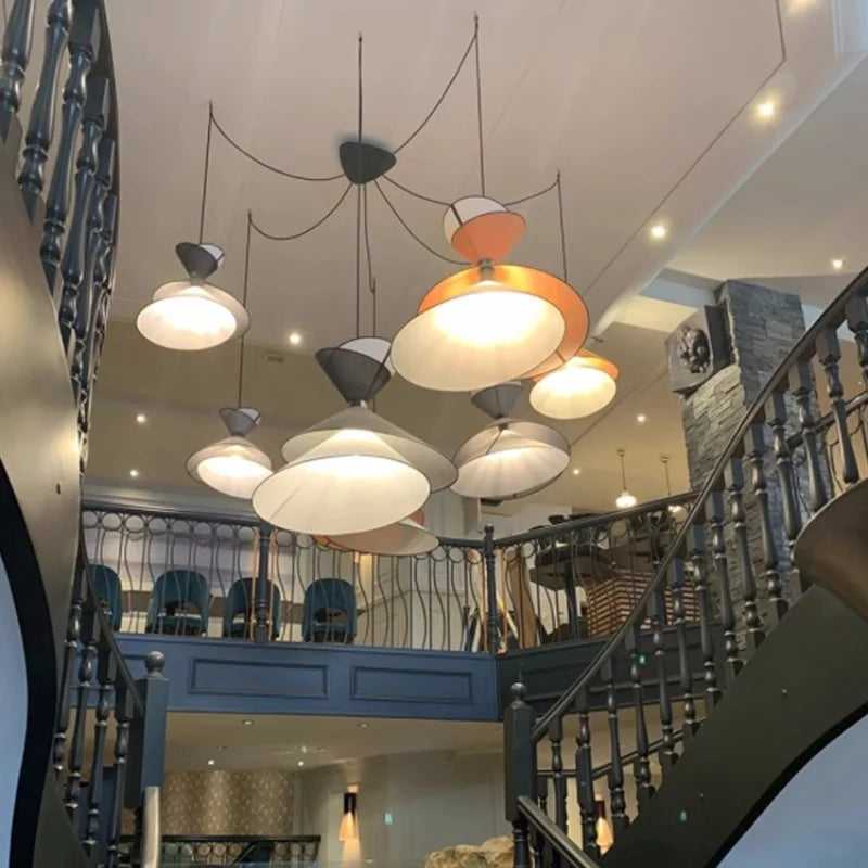 suspension design led minimaliste conique colorée - vue 6 sur 12