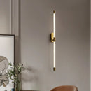 LED-Wandleuchte aus Acryl mit metallischem Dimmer im minimalistischen Design