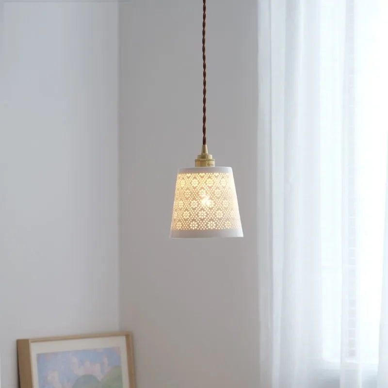 Moderne Pendelleuchte aus Keramik und Kupfer für die Innendekoration - vue 3 sur 6