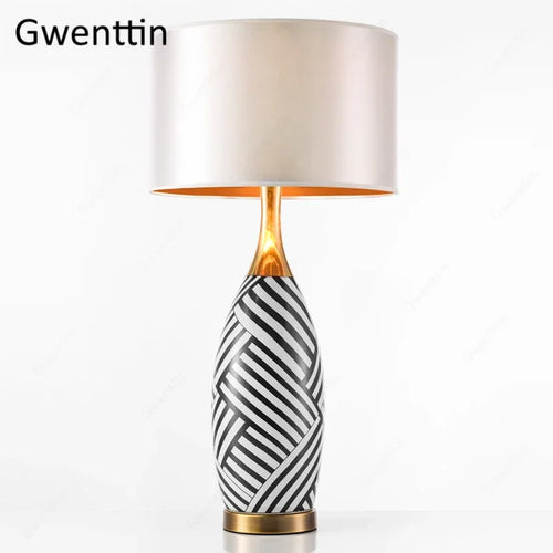 Moderne Tischlampe aus Keramik mit Zebramuster für Innendekoration - vue 4 sur 7