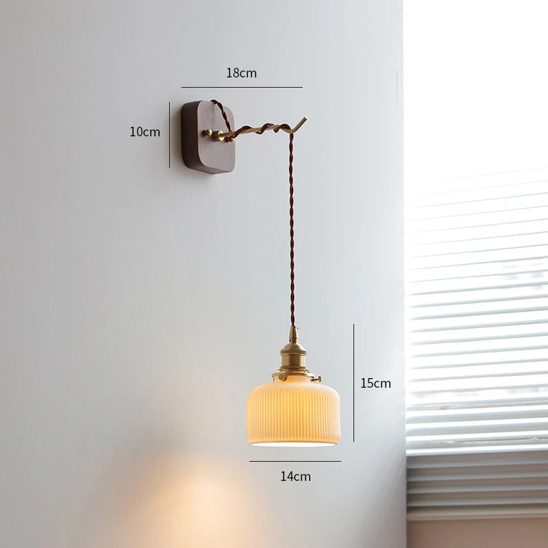 Moderne Wandleuchte aus Nussbaum für Schlafzimmer und Wohnzimmer - vue 13 sur 23