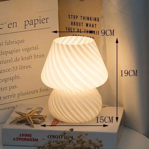 Nordische Tischlampen für moderne dekorative Beleuchtung