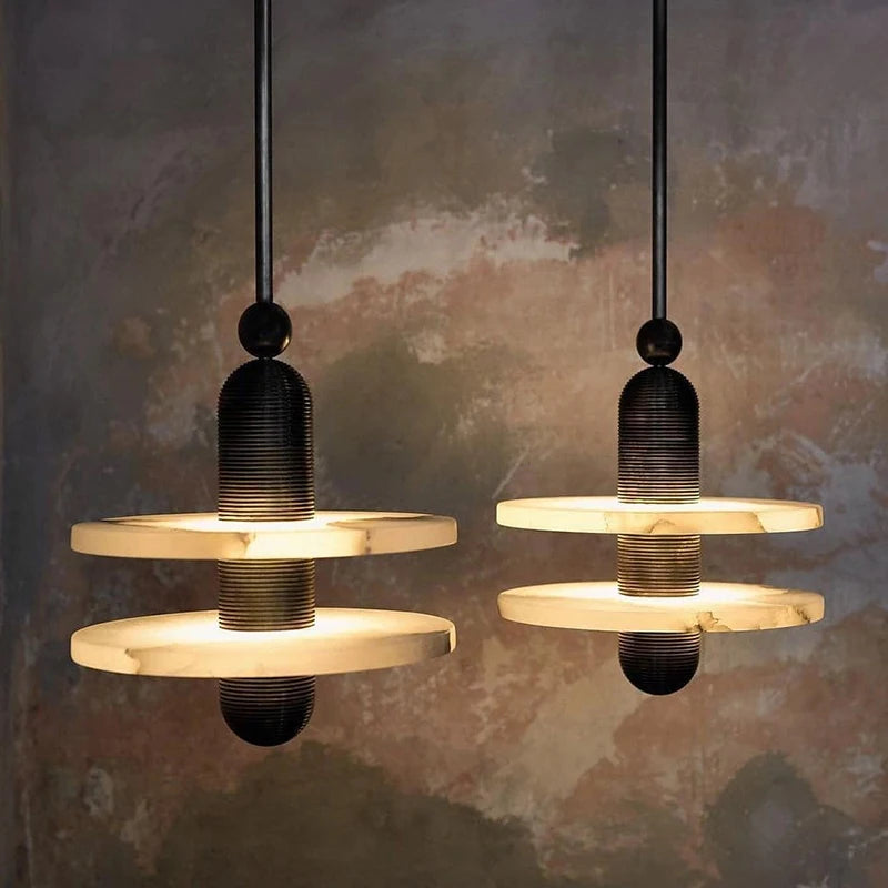 Suspension design led en marbre et aluminium avec cordon réglable